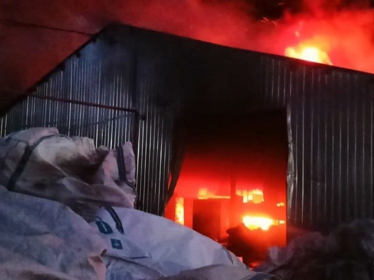 Пожар в Великом Новгороде ликвидирован за два часа