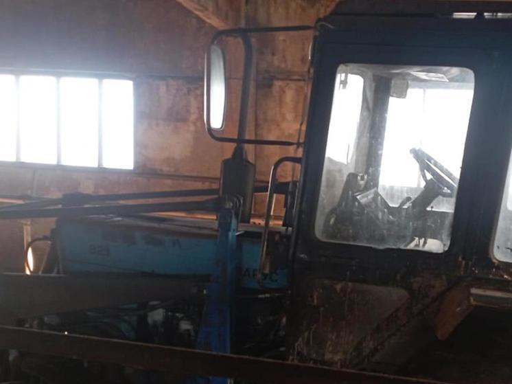 Двое брянцев на угнанном тракторе докатились до уголовной статьи