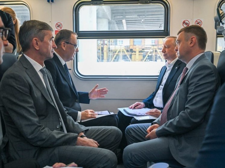 Дрозденко предложил создать единый проездной для Ленобласти и Петербурга