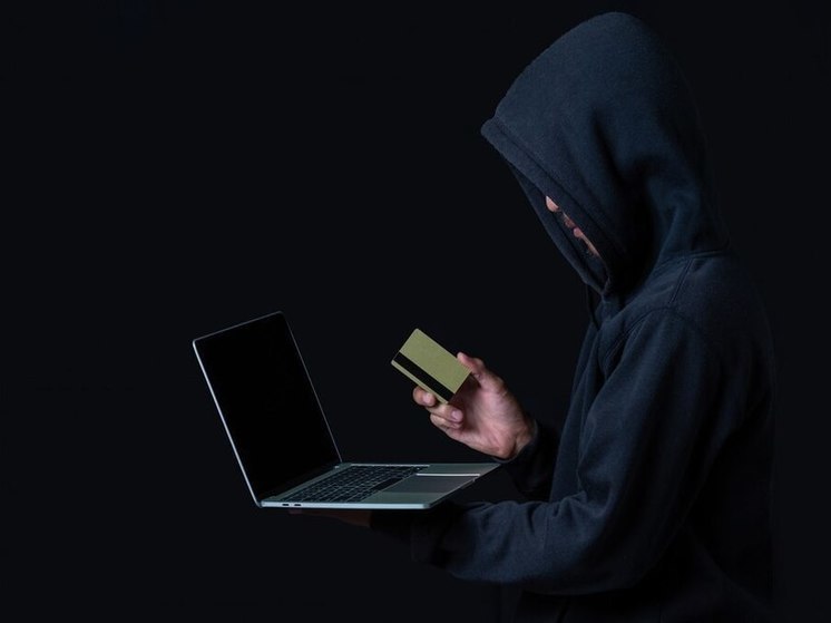 Мошенники в общении с жителями Орловщины стали хитрее