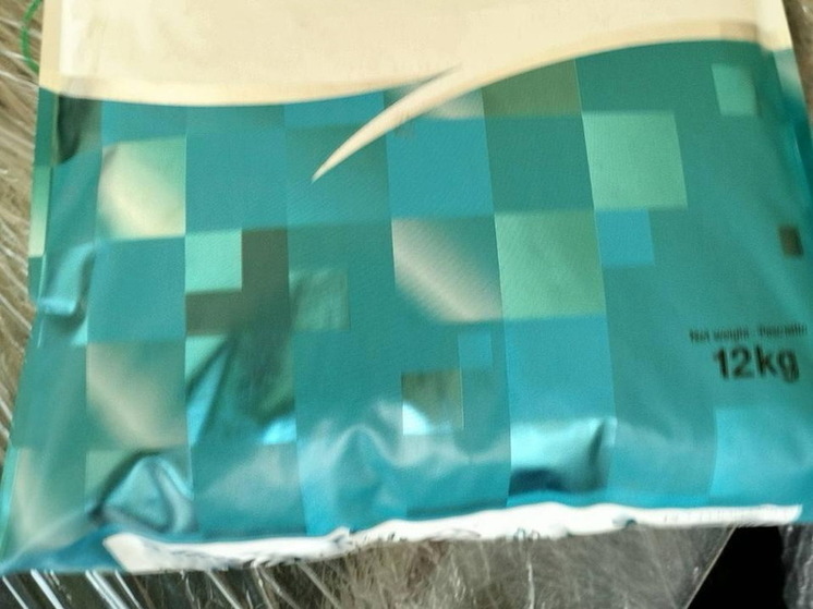 Смоленские таможенники пресекли провоз тонны нелегального корма для собак