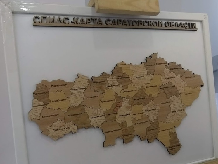В районы Саратовской области поступила новая дорожная техника