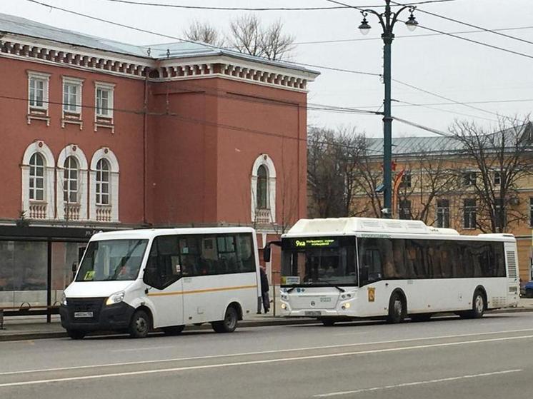 20 маршруток изменят путь следования из-за закрытия проспекта Революции в Воронеже