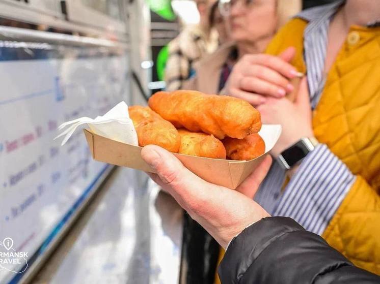 На гастрономическом фестивале «Вкус Арктики» съели более 3500 тысяч «тошнотиков»