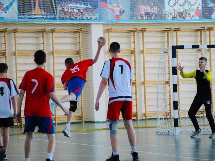 Краснодарские гандболисты выиграли юношеское первенство края