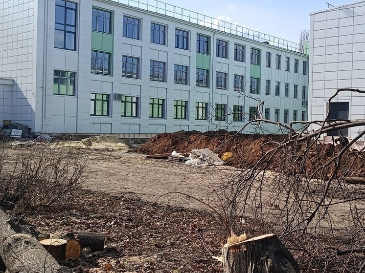 Более шестисот соцобъектов восстановлено в ДНР при поддержке Минстроя РФ