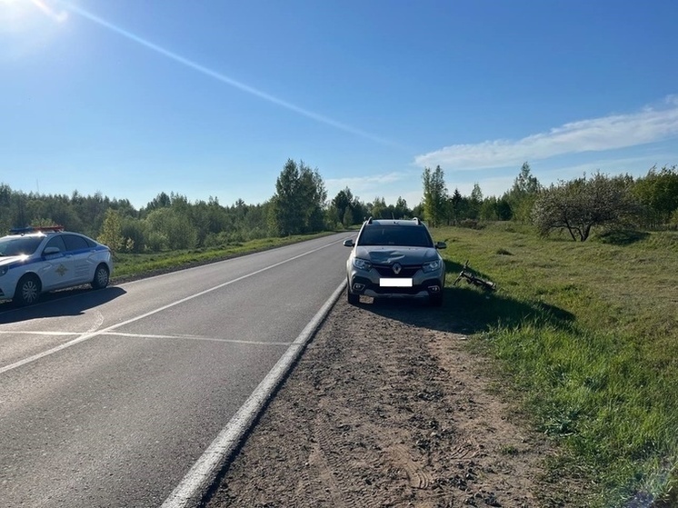 Подростка на велосипеде сбила машина в Вологодском округе