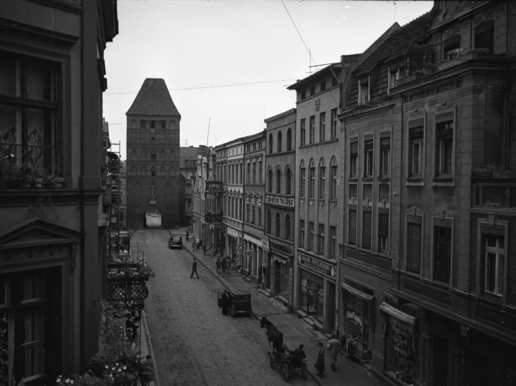 Было казнено порядка 100 человек