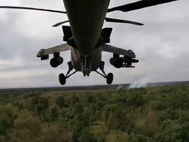 Минобороны: вертолеты сорвали ротацию ВСУ неуправляемыми авиационными ракетами