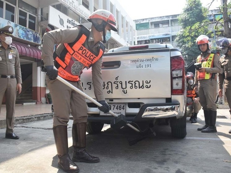 Asean Daily: полиция Таиланда решила поднять свой имидж драками
