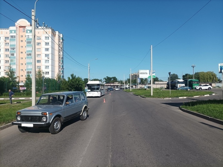 В Орле пожилой водитель протаранил автобус с пассажирами