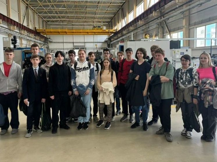 Пензенские школьники посетили станкостроительное предприятие
