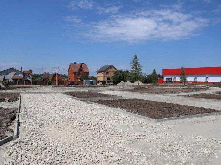В Курске благоустройство сквера «Поэтический» завершат в августе