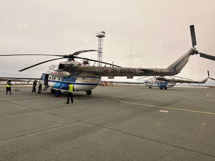Для перевозки пассажиров между Салехардом и Лабытнанги запустили третий вертолет