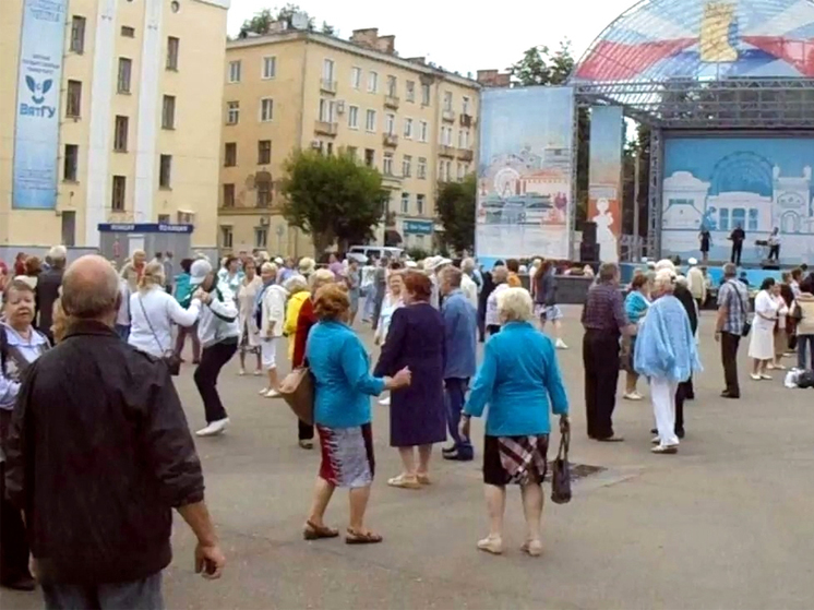 На Театралку возвращаются танцевальные вечера
