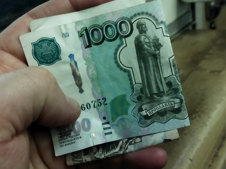 Иностранец под Саратовом пытался дать взятку полицейскому