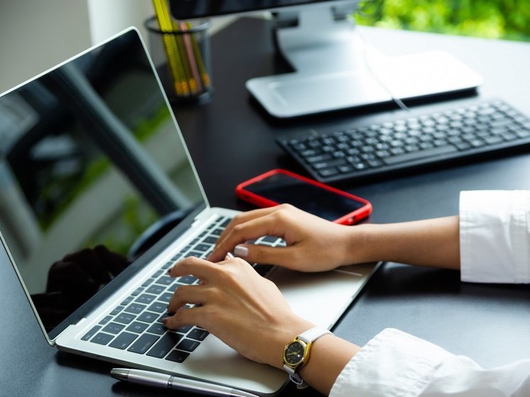 Все российские суды перестали принимать письма с доменов .com, .net, .rs и .ua