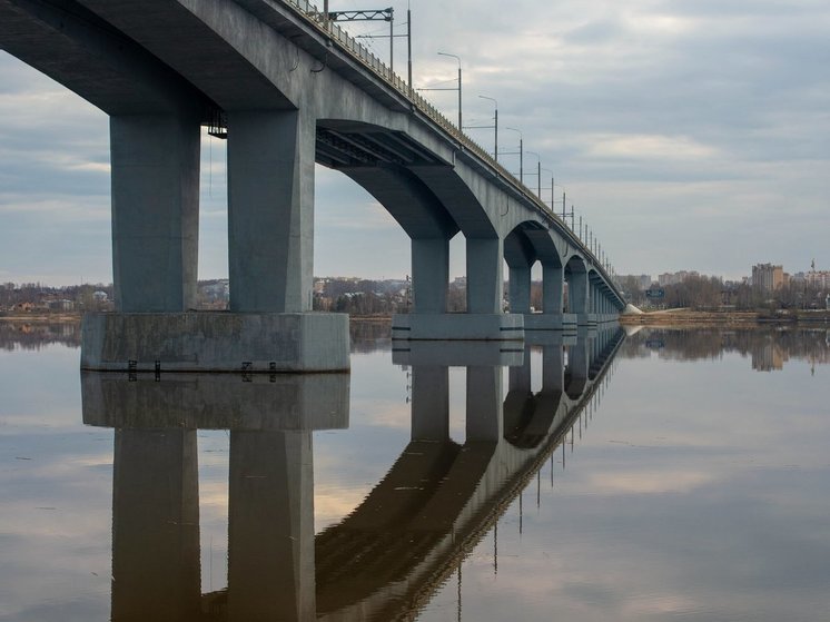 Костромские сроки: плановый ремонт моста через Волгу сдвинулся вправо на месяц