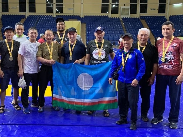  Якутские спортсмены завоевали 13 медалей на Чемпионате России по борьбе