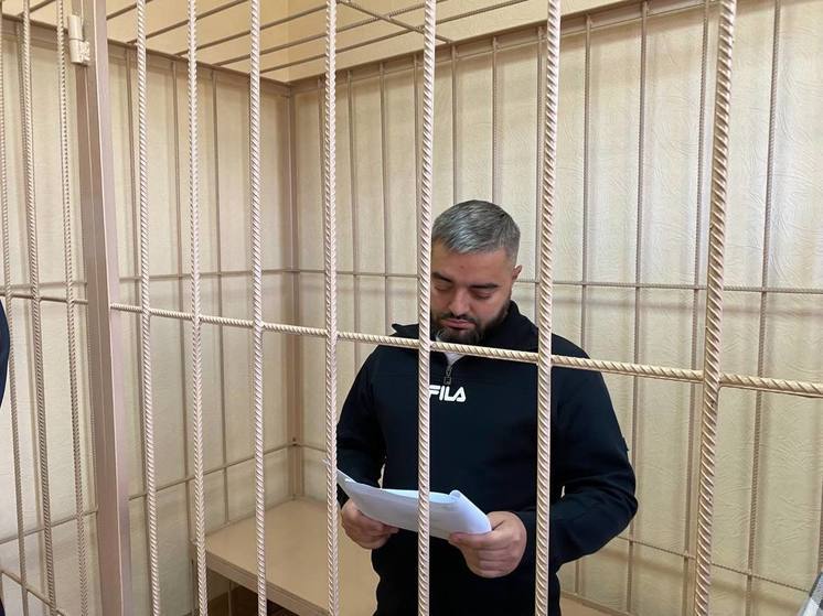 В Новосибирске суд отправил депутата Игоря Украинцева в СИЗО до 29 июля