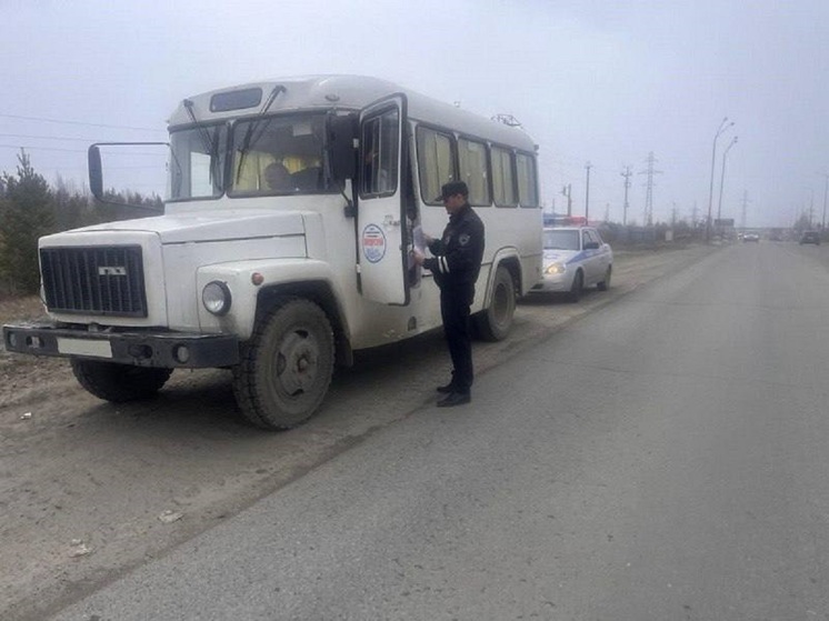 В Ноябрьске «арестовали» автобус с неисправными тормозами