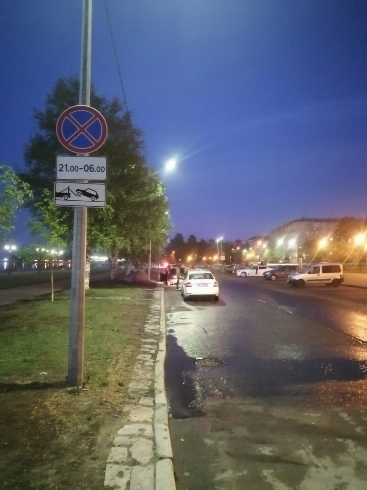 Кормушка: парковку на набережной Петрозаводска запретили и теперь штрафуют