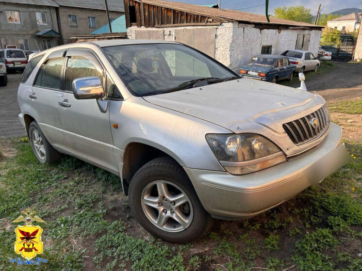 Забайкалец угнал кроссовер Toyota Harrier у спящего знакомого в Кокуе