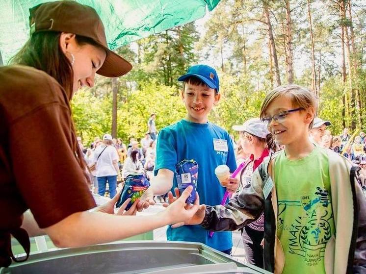 Более 60 тыс. пачек мороженного раздадут сегодня в парках Подмосковья