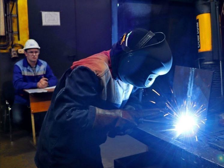 В Тихвине выбрали лучших электрогазосварщиков