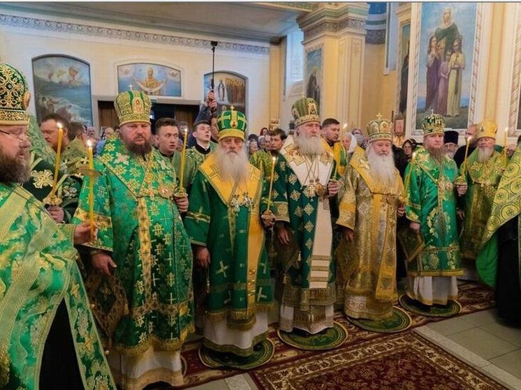 В больших торжествах в честь дня памяти Макария Алтайского участвовал священник из Орловской области