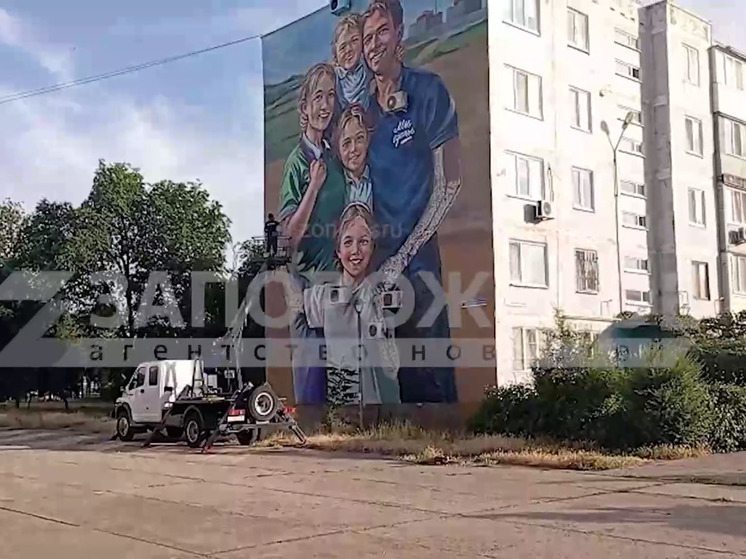 В Энергодаре продолжаются работы по созданию трех муралов