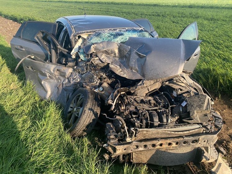 На Ставрополье 3 человека пострадали в лобовом столкновении