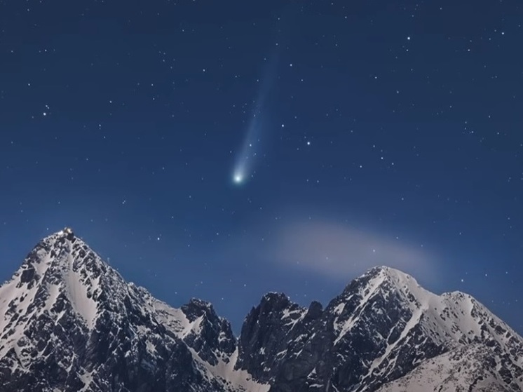 «Известия»: «дьявольская» комета идет на максимальное сближение с Землей
