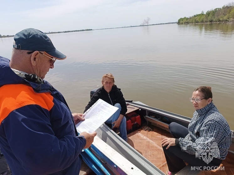 Сотрудники астраханского МЧС провели очередной рейд на водных объектах