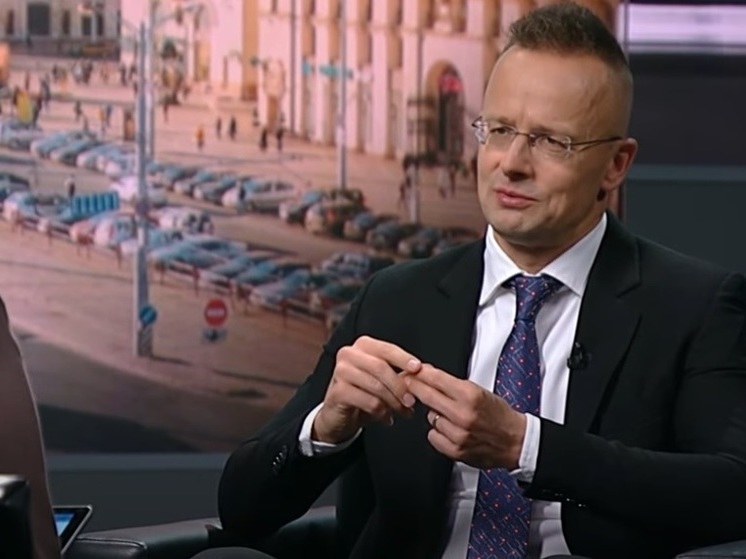 Глава МИД Венгрии: Фицо стал жертвой «кампании  ненависти»