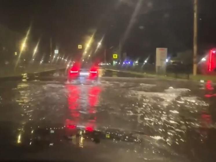 В Курске ливневая канализация не справлялась с потоками дождевой воды