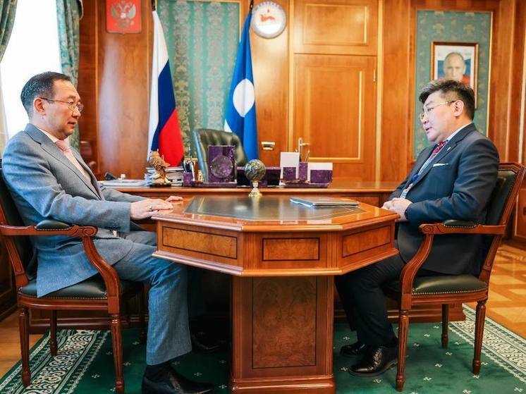 Глава Якутии провел рабочую встречу с председателем правления АКБ «Алмазэргиэнбанк»