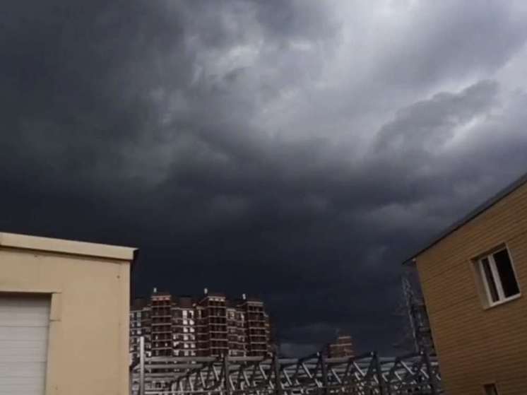 В Подмосковье сегодня бушует непогода