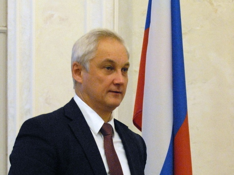 Министр обороны Белоусов впервые появился в военной форме на совещании с Путиным