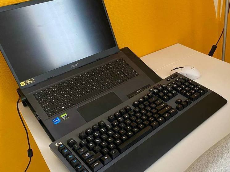 IT-эксперт Савченко рассказал, что делать, если на ноутбук разлилась жидкость