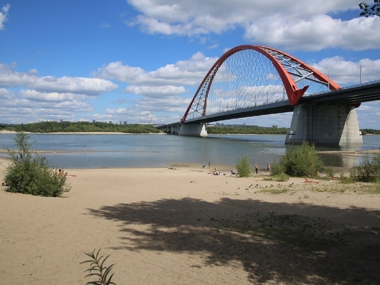 Первый в 2024 году пляж для купания открылся в Новосибирске