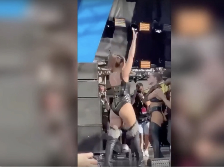 В ГД после ситуации с Бузовой предложили ввести для артистов требования к одежде