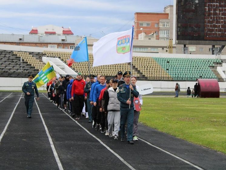 В Хакасии стартовали соревнования по пожарно-спасательному спорту