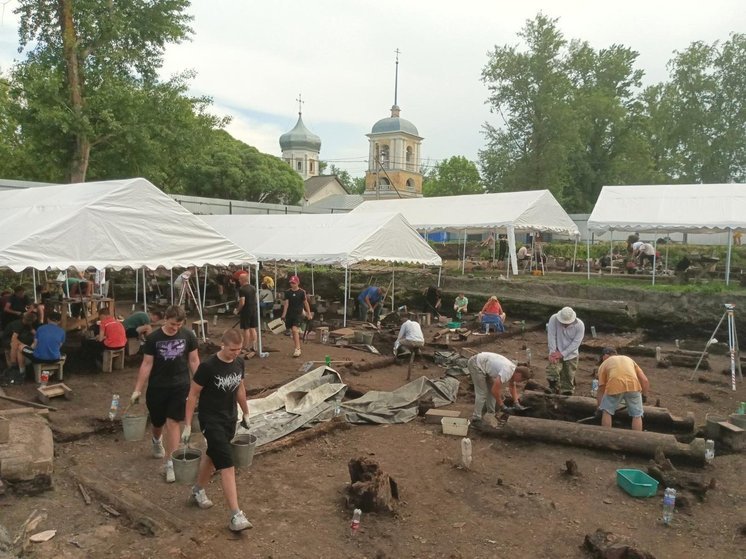 Новгородцы могут поучаствовать в раскопках на Троицком раскопе