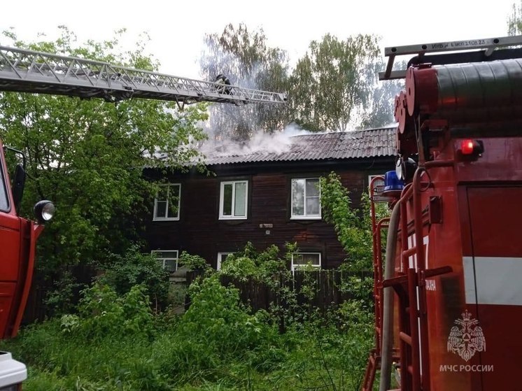 В Нижегородской области от молнии загорелся дом