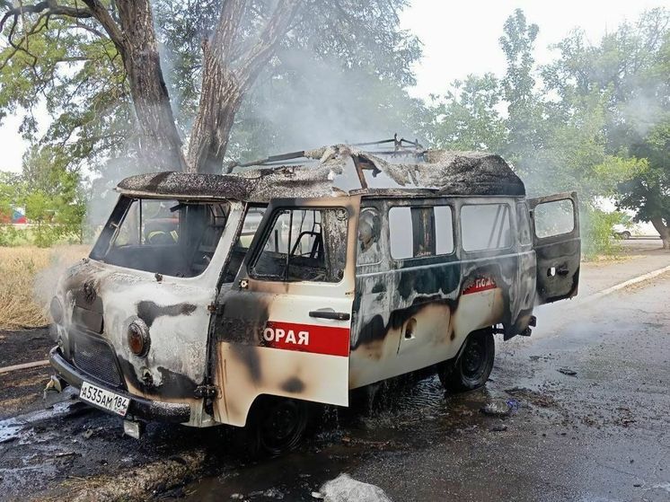 В Новой Каховке дроны ВСУ атаковали гражданские автомобили