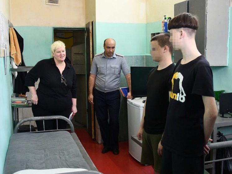 Представитель аппарата Уполномоченного по правам ребенка посетила Смоленский следственный изолятор № 1