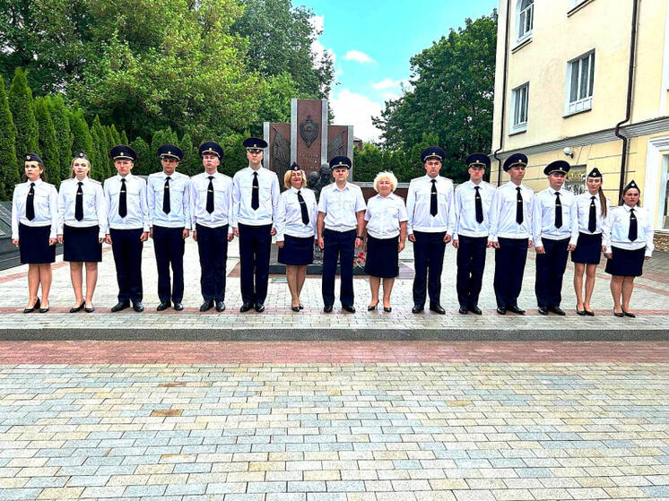 Молодые смоленские полицейские приняли Присягу