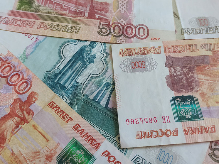 Орловцы выплатили алименты на содержание детей, живущих в интернатах