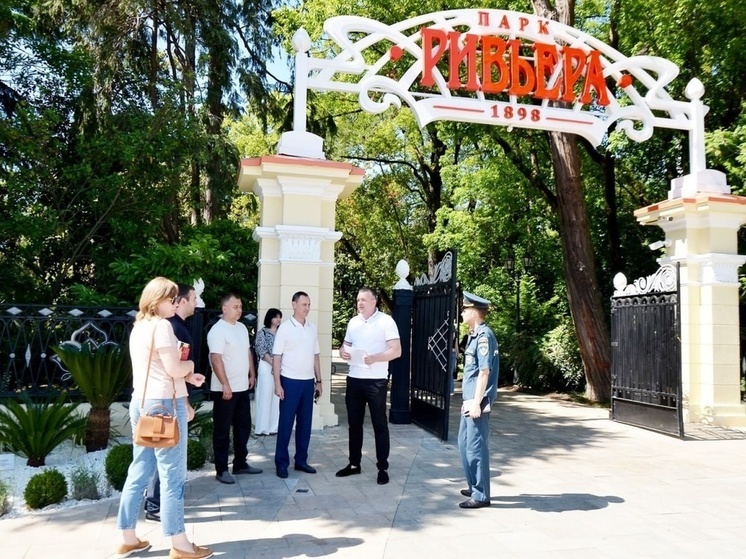 Депутат ЗСК Виктор Тепляков оценил работы по благоустройству в парке «Ривьера»